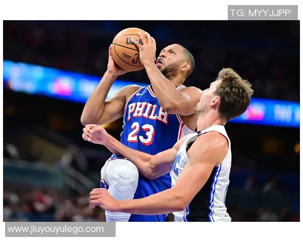 三分球失准成焦点76人与魔术的尴尬对决让球迷失望 三分球失准成焦点76人与魔术的尴尬对决让球迷失望